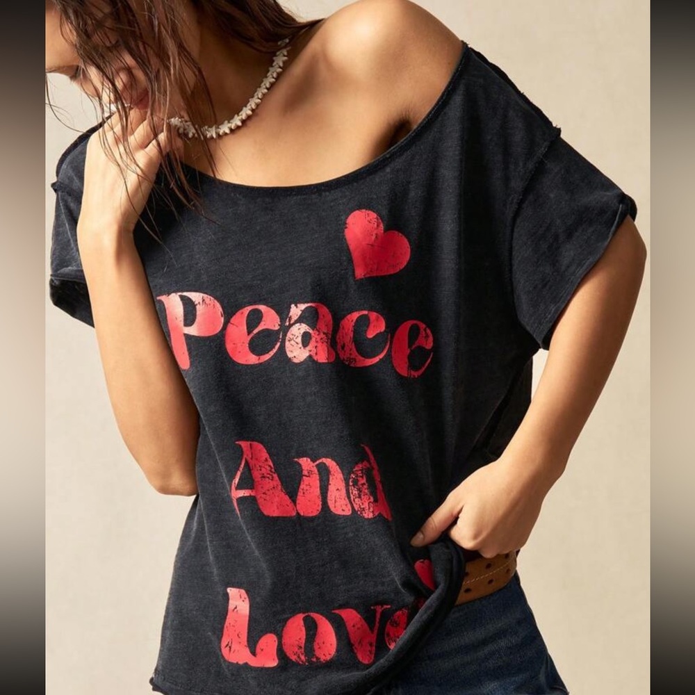 Black Relaxed top with peace and love accents NWT Women’s sz XL boho chic - Picture 2 of 6